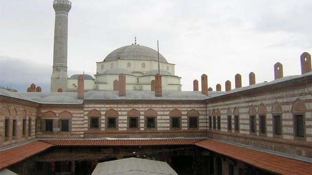 Величественные мечети Манисы